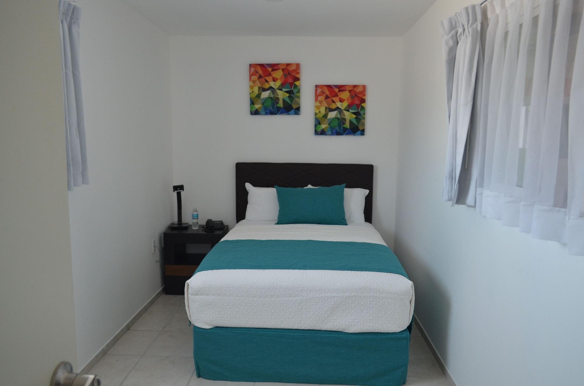 Container Inn Hotel Aeropuerto Puerto Vallarta Ngoại thất bức ảnh
